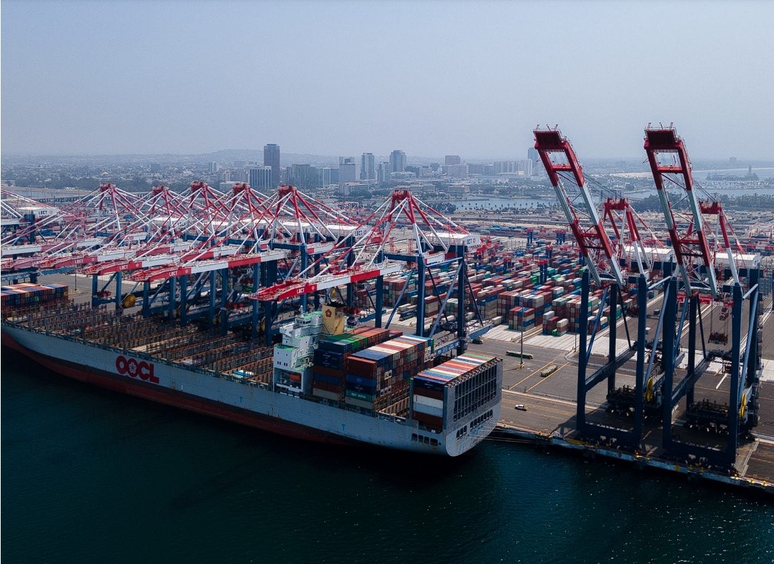 OOCL Sunflower Arrives in Long Beach After Container Loss