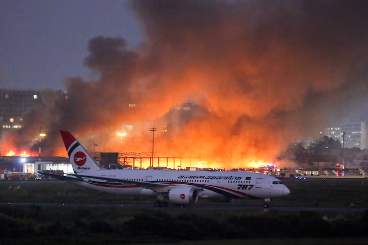 Flights Resume at Dhaka Airport After Six-Hour Halt Due to Fire