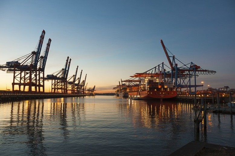 Early Peak Season Pushes Global Container Freight Rates Higher
